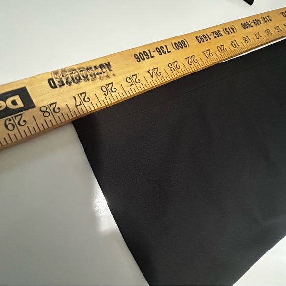 Banana Republic Sleek Black Trousers - Picture 6 of 7